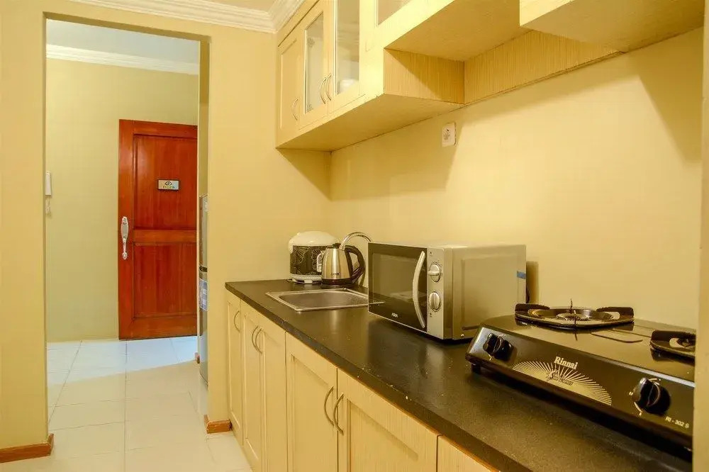 3 Bedrooms Plus Apartment Grand Palace by Travelio