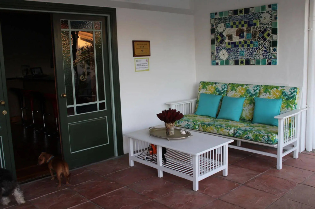 Chameleon Lodge