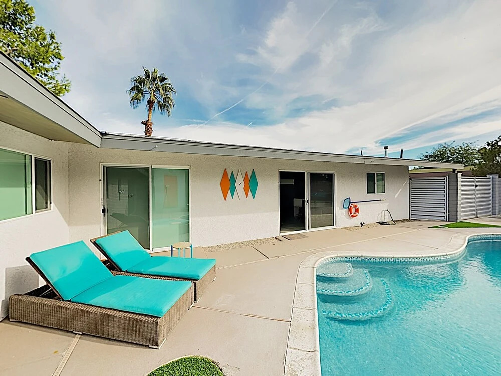 2393 Palm Springs - 3 Br Home
