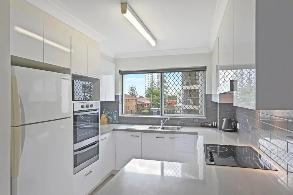 Le Beach Apartments