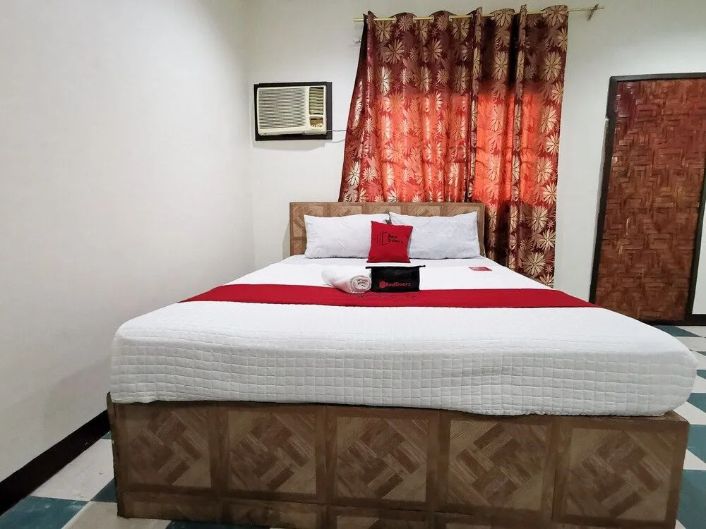 RedDoorz near Davao Medical School Foundation