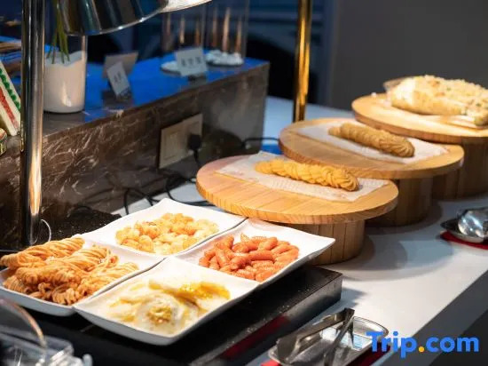 Grace Inn Hotel (Linyi Luozhuang District Ginza Shopping Plaza)