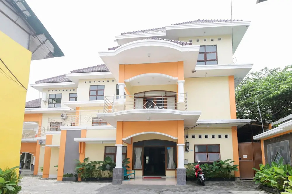 Airy Syariah Lowokwaru Simpang Gajayana 12 Malang