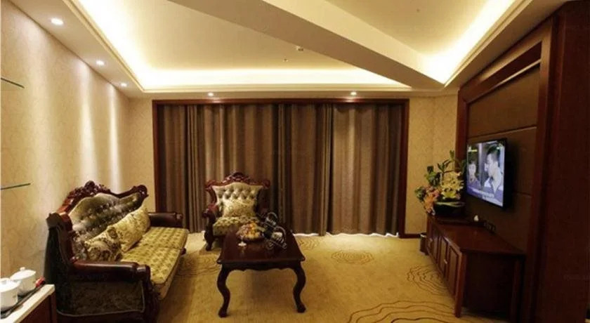 Zhangye Dinghe International Hotel