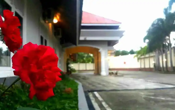 Emerone Moslem Friendly Hotel Batusangkar