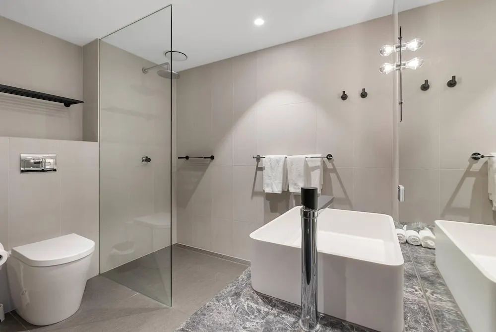 Clarion Apartments South Melbourne