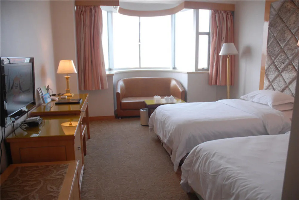 Xinyang Sunny Hotel