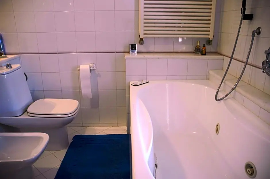 Liana Guest House