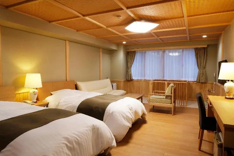 Nikko Astoria Hotel