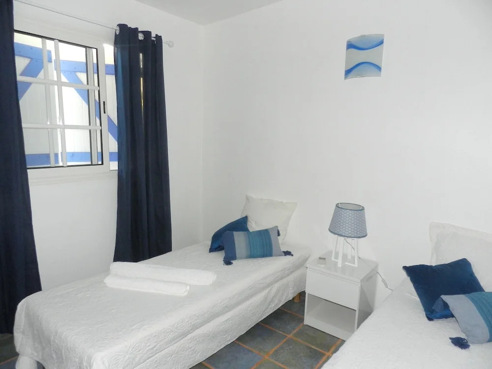 Villa With 3 Bedrooms in Le Moule, With Private Pool, Enclosed Garden and Wifi - 200 m From the Beach
