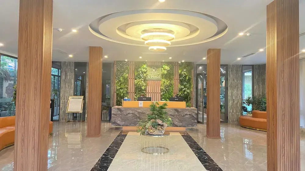 X Hotel Thái Nguyên