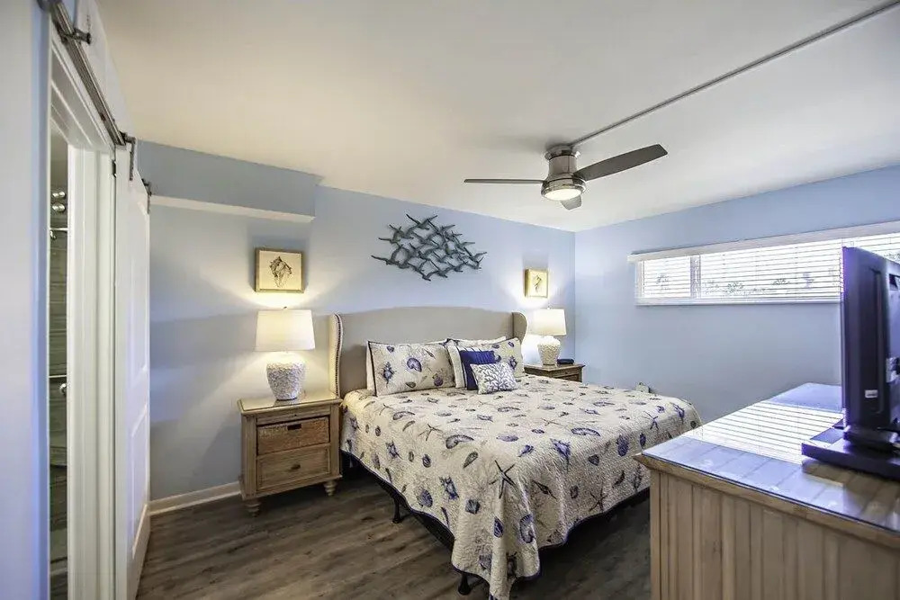 Gulf Shore Condo #117 - 1 Br condo by RedAwning