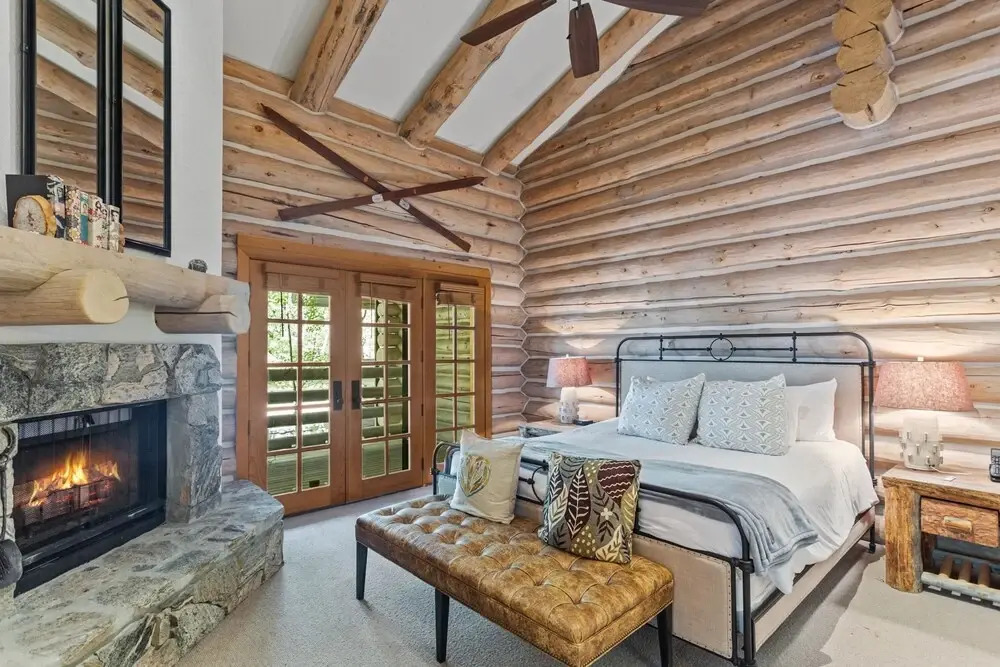 Pine Inn at Trail's End Lodge - Three Bedroom Condo Residence with Spa #2 by Deer Valley Resort