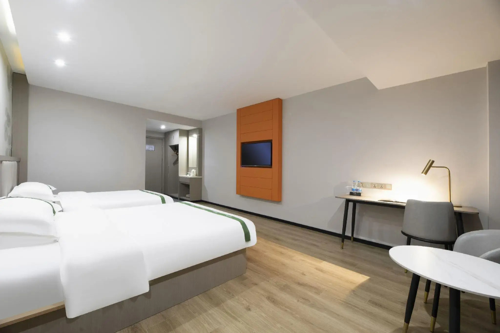GreenTree Inn Nantong Rugao Zhongjiaomeilu City Express Hotel