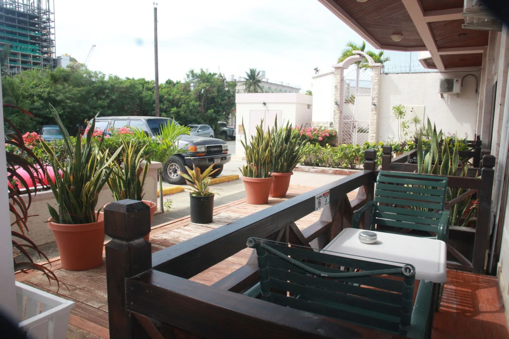 Holiday Saipan Hotel