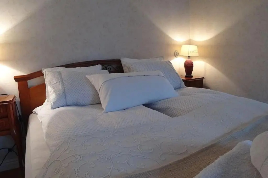 Cosy & Bright Home 4 min walk to Old Town