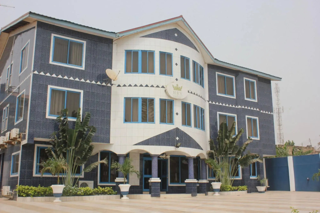 His Royal Vico Hotel