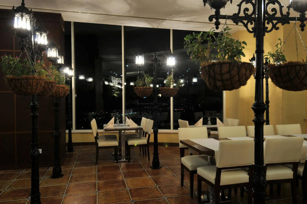 Goldcity Hotel