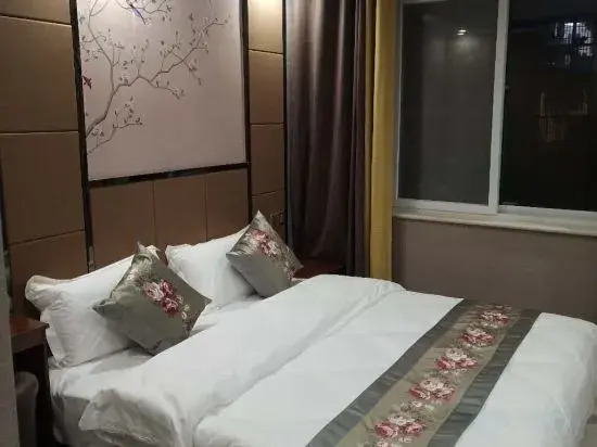 Zhoukou Qingyuan Hotel