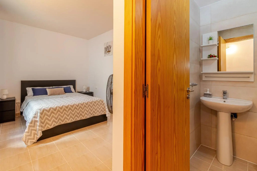 Flatguest Trebolina - 3Bdr - FastWiFi - Parking