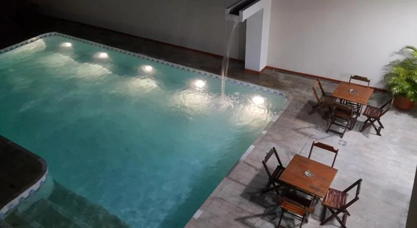 La Madre Hotel