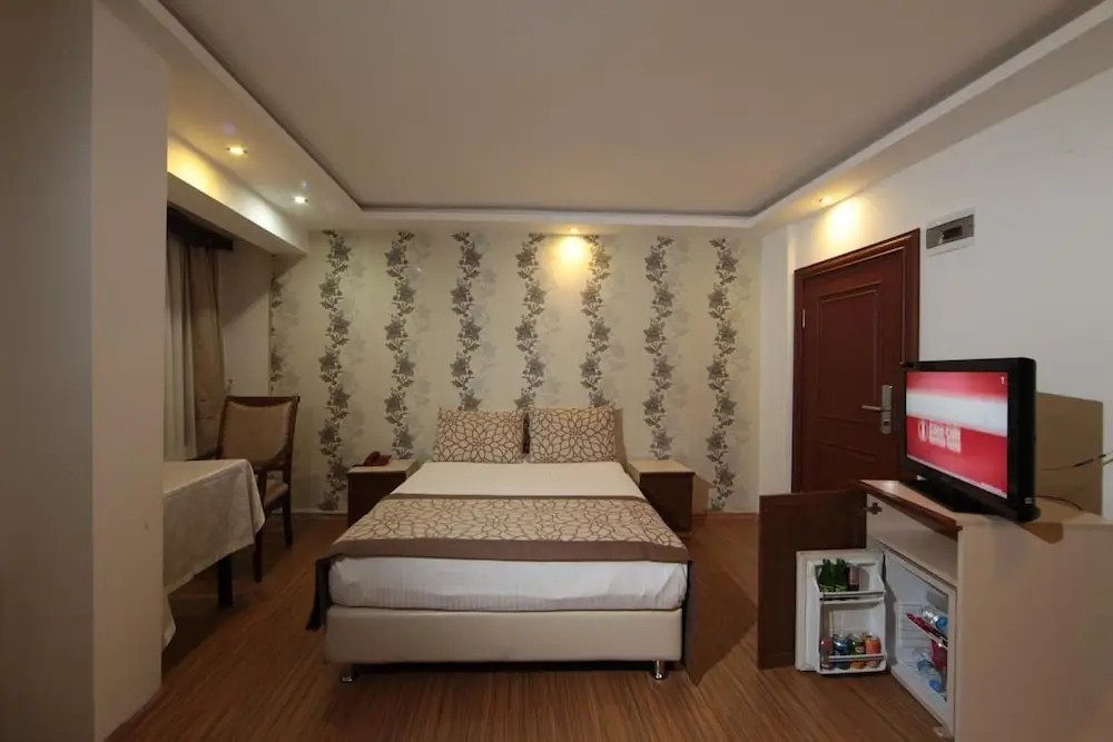 Grand Harsena Hotel