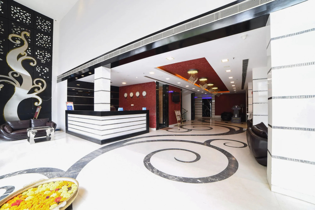 Fabhotel Singh Suites
