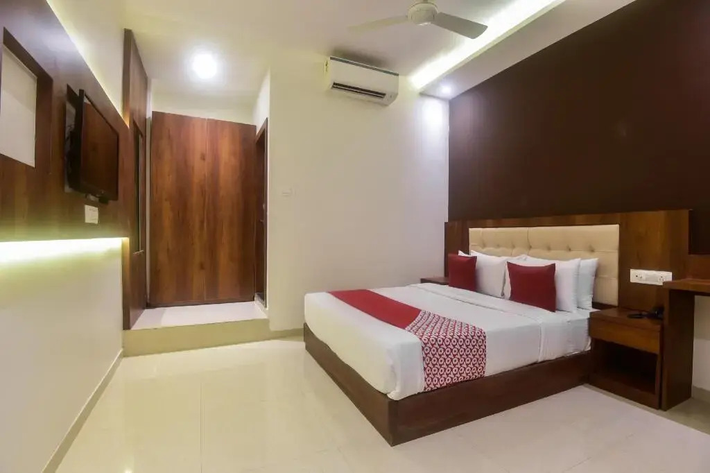 Shubham Residency by OYO Rooms