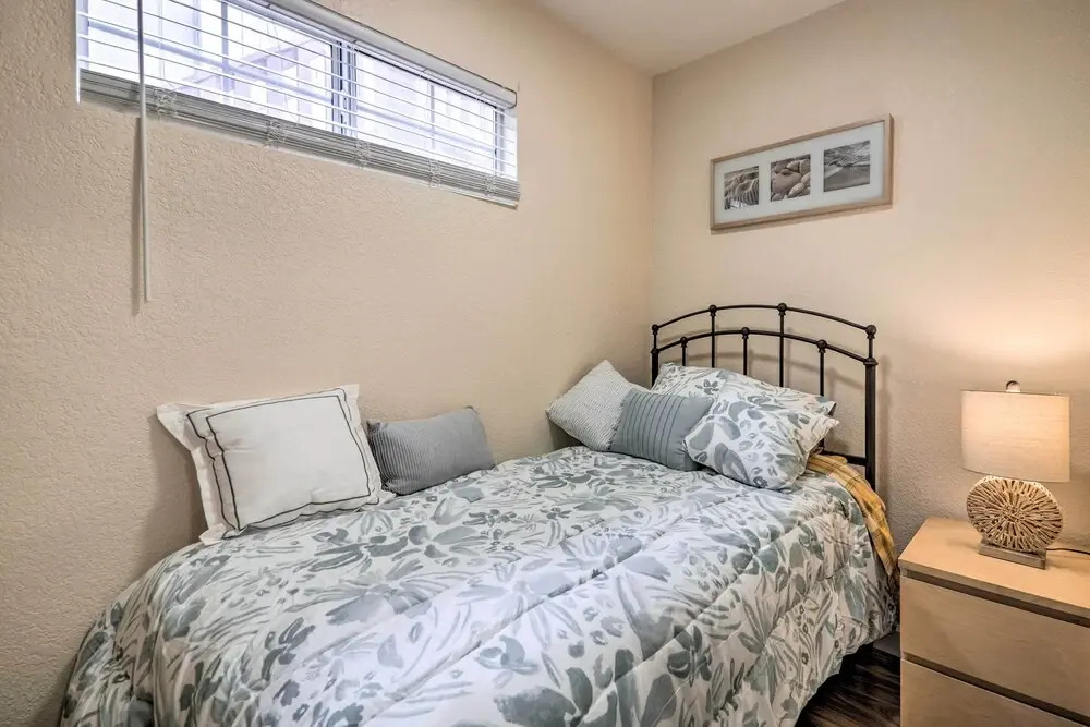 Peaceful Oakland Oasis w/ Private Yard!