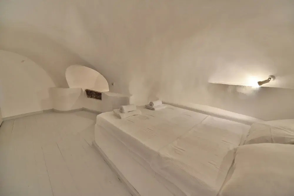 Astrea Suites