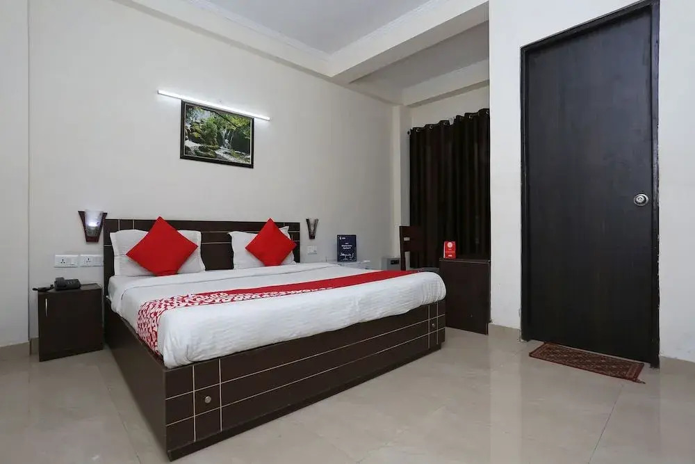 OYO 6540 Tirupati Residency