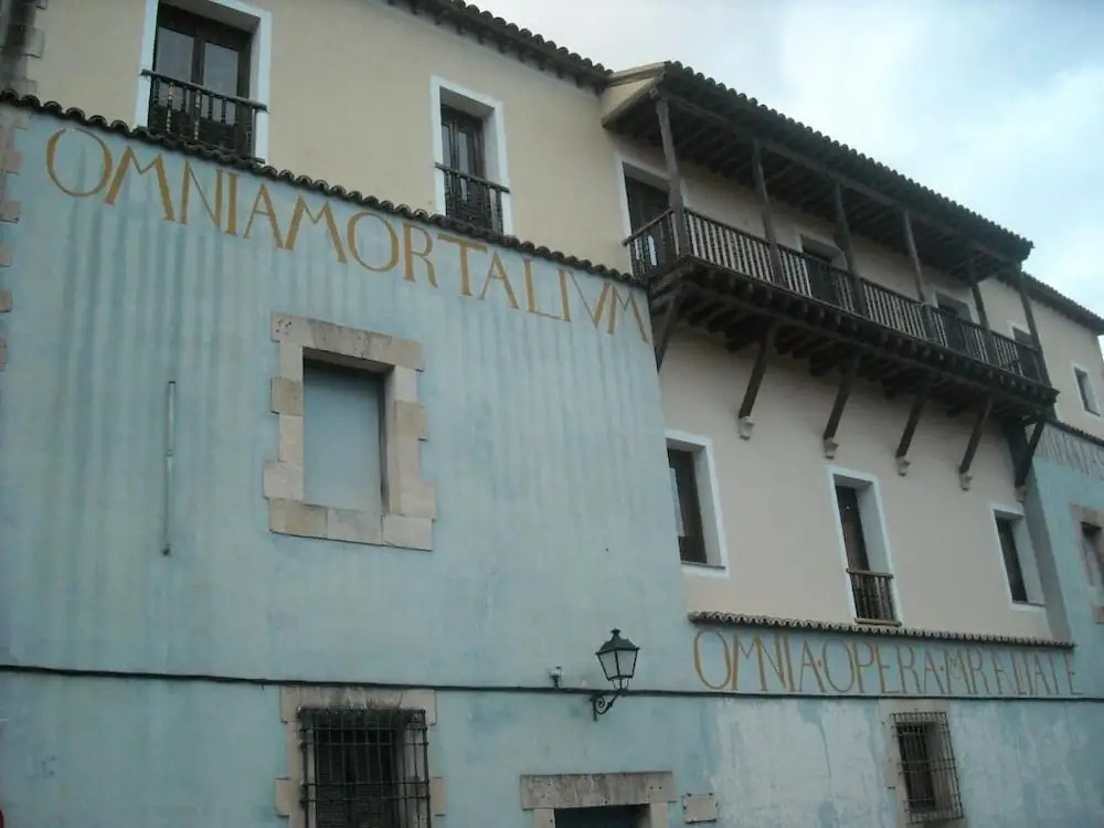 Malus cornerRomantic apartment in Cuenca