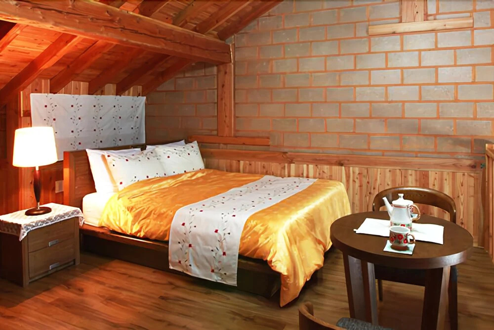Yangyang Bidanhyang Komu Pension