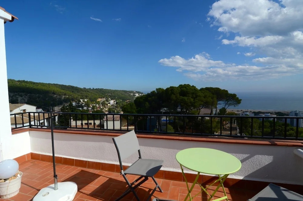 Villa Rocamaura 95