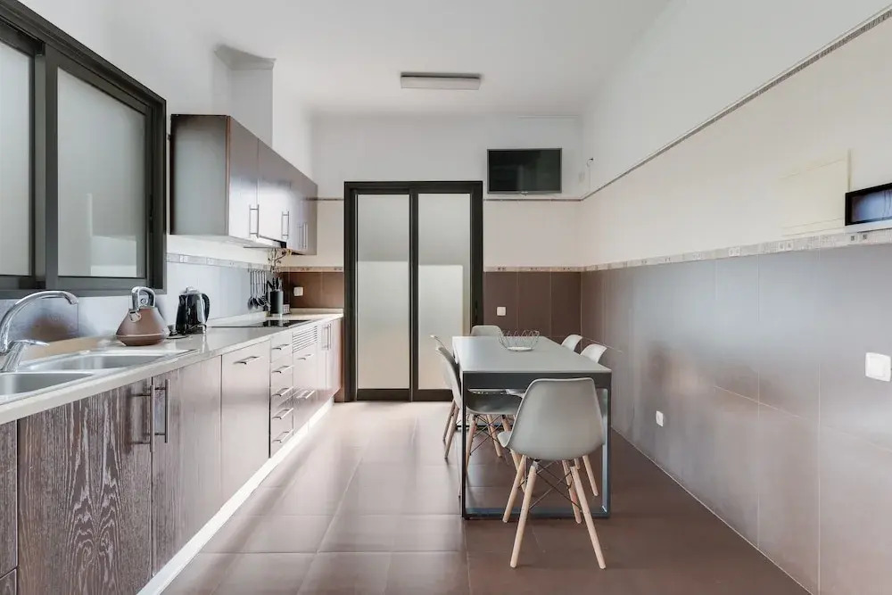 Casa Amarela With Heated Pool & Games Area