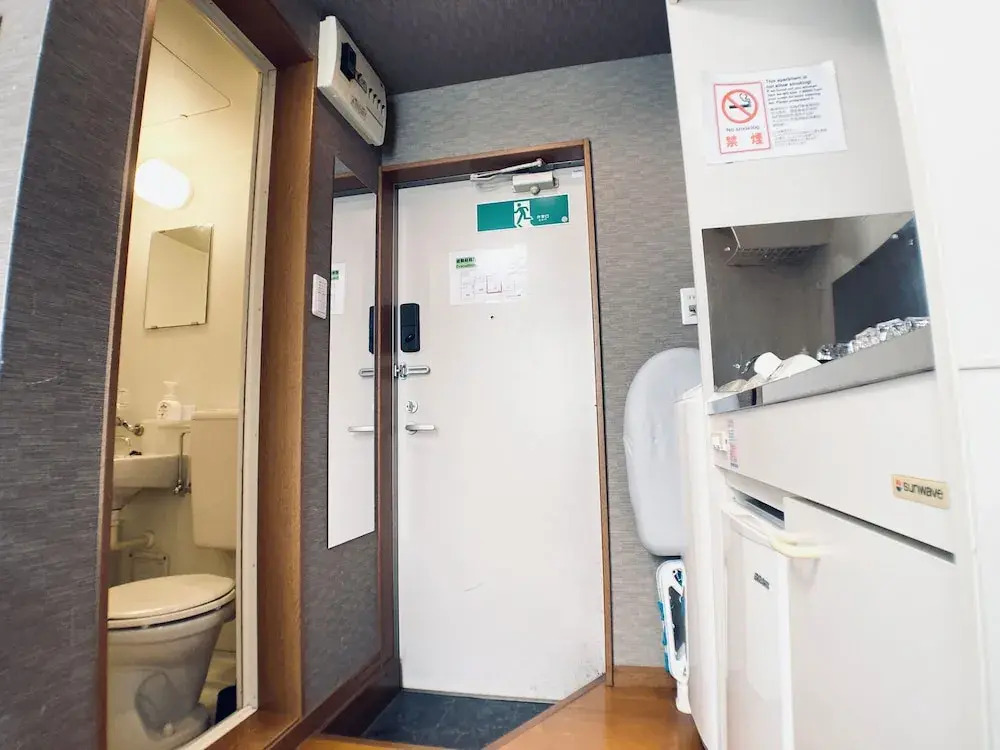 Near Ikebukuro, Kitchen & Laundry, Fast Wi-Fi, 4min to Station,Many restaurants nearby!!