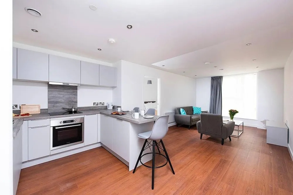 Lovely 2 Bed City Centre Apartment