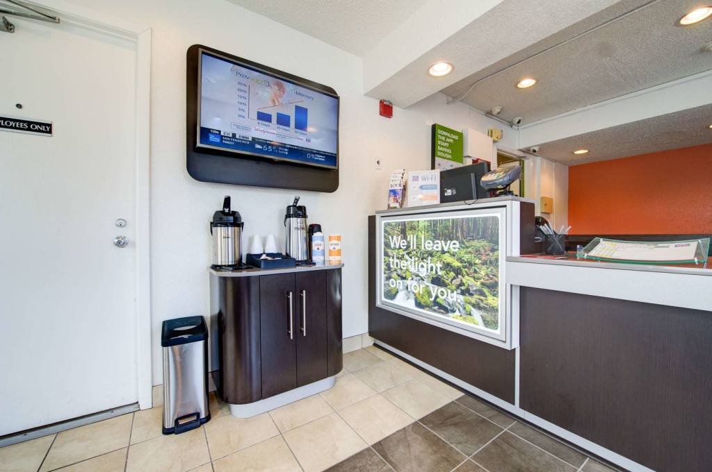 Motel 6-Seattle, WA - Airport
