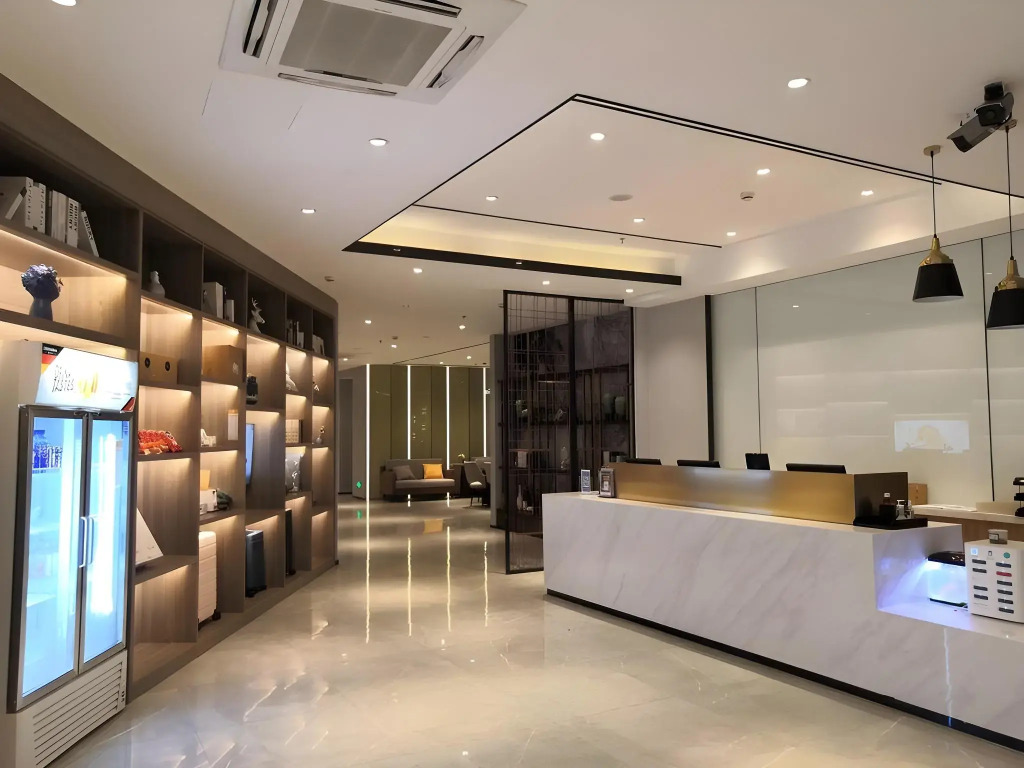 7Days Inn Shanghai South Xizang Road Subway Station