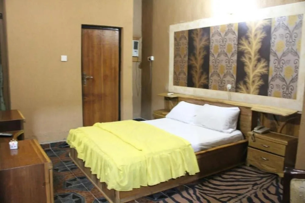 Yaban Hotel