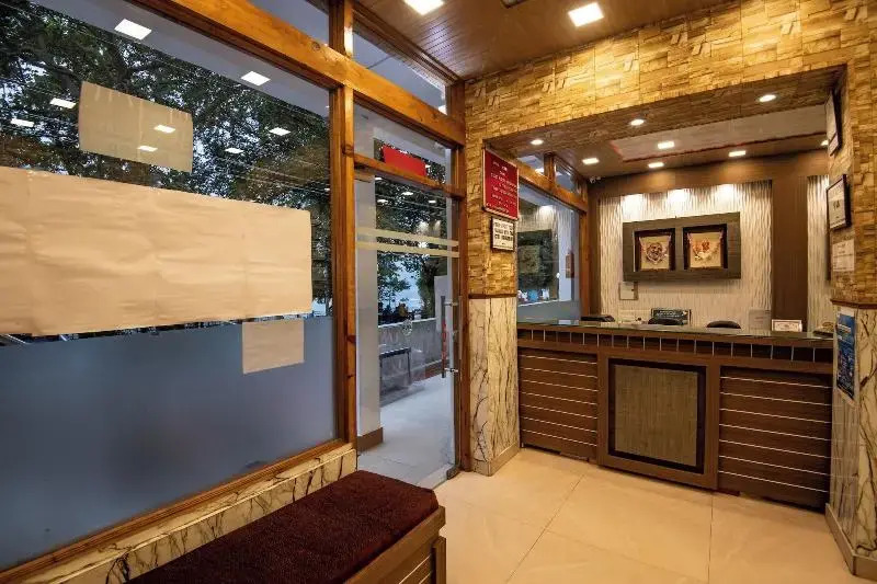 India Hotel - Hotel on Mall Road Nainital