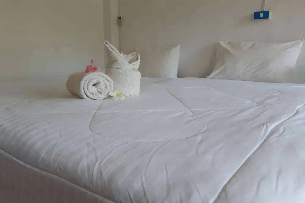 OYO 75333 Lanta Beach Lodge