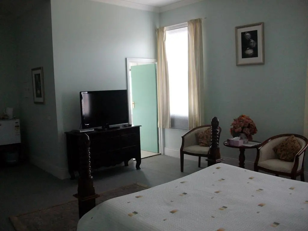 Stellas Dromana Hotel