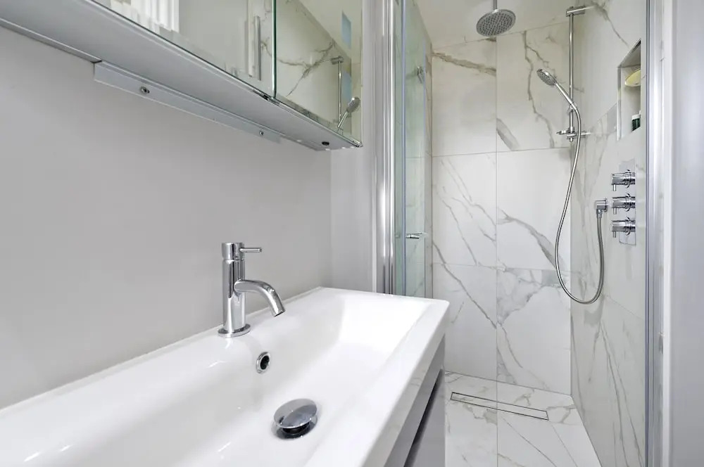 Charming Home With Patio Close to Wimbledon Park by Underthedoormat