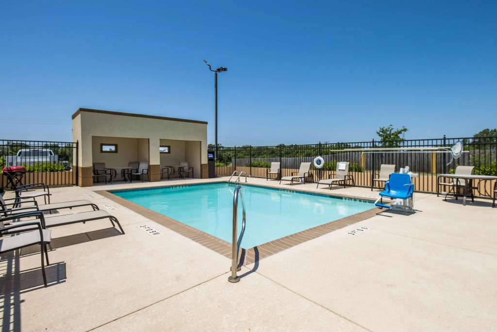 Best Western Temple Inn & Suites