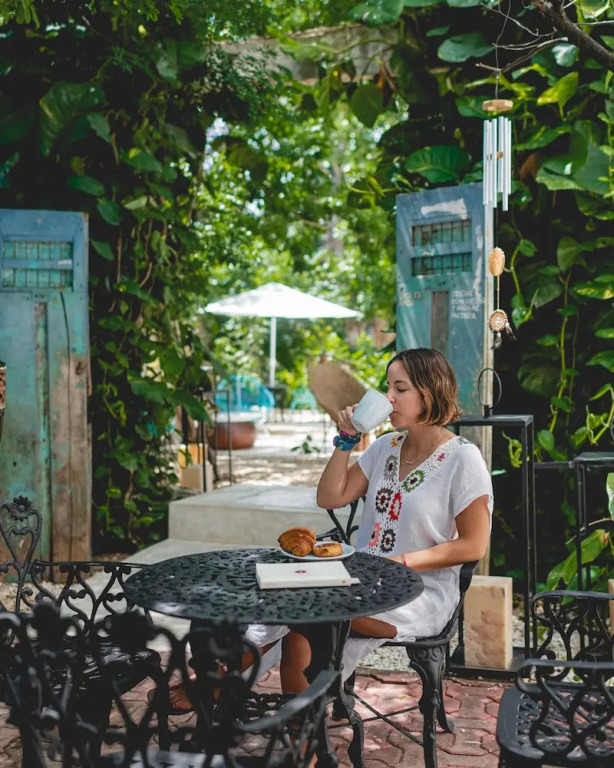Straw Hat Tulum
