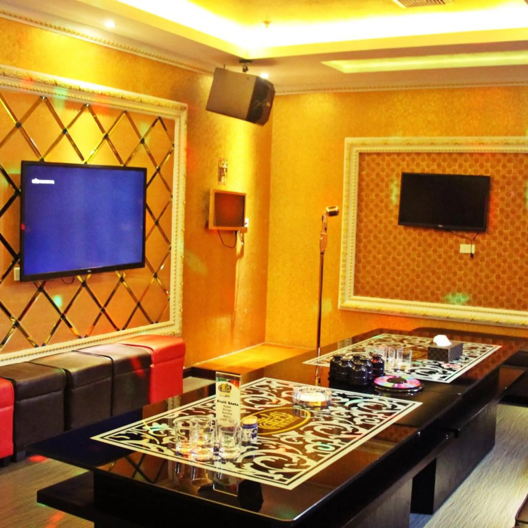 Dela Chambre Hotel
