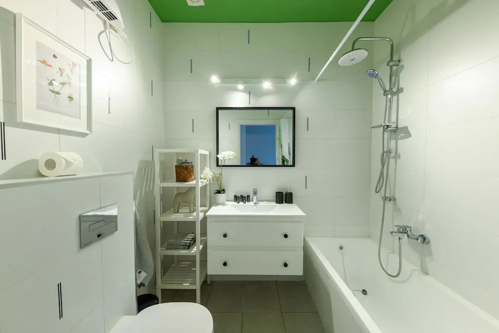High Class 6BR Achziv apartment