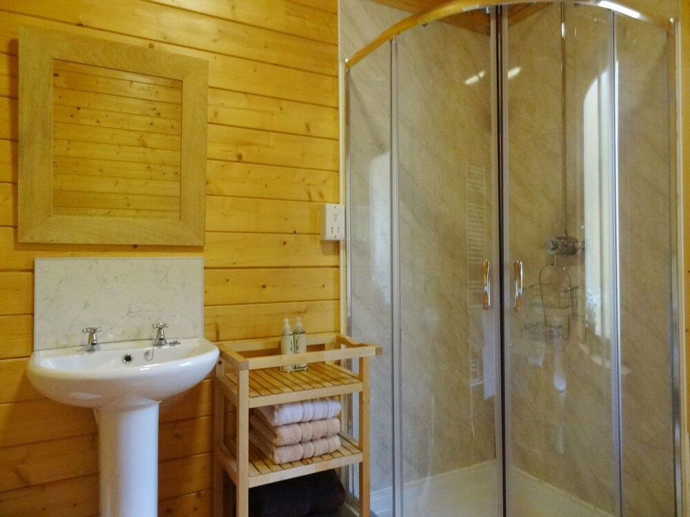 Valley Lodge