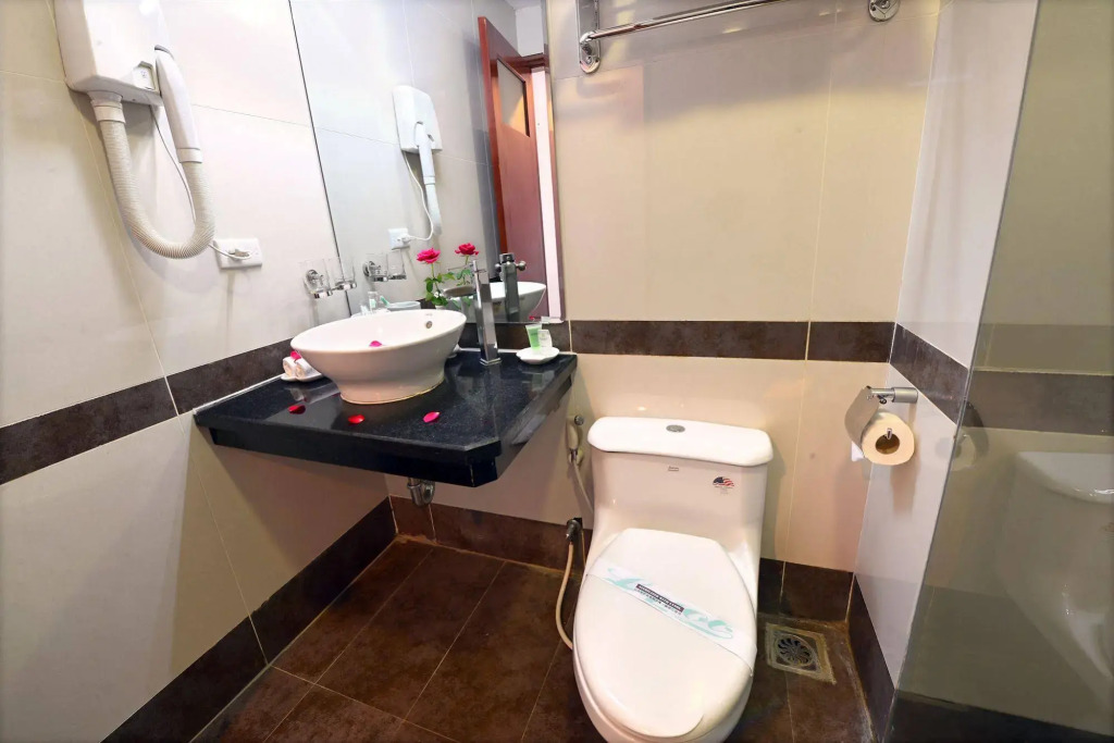Golden Legend Boutique Hotel